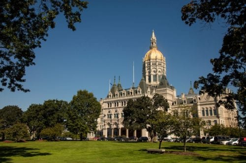 Exterior view of golden domed Hartford, CT capitol building